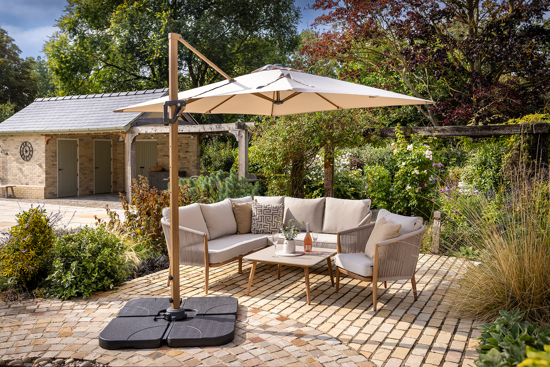 Cantilever Parasols